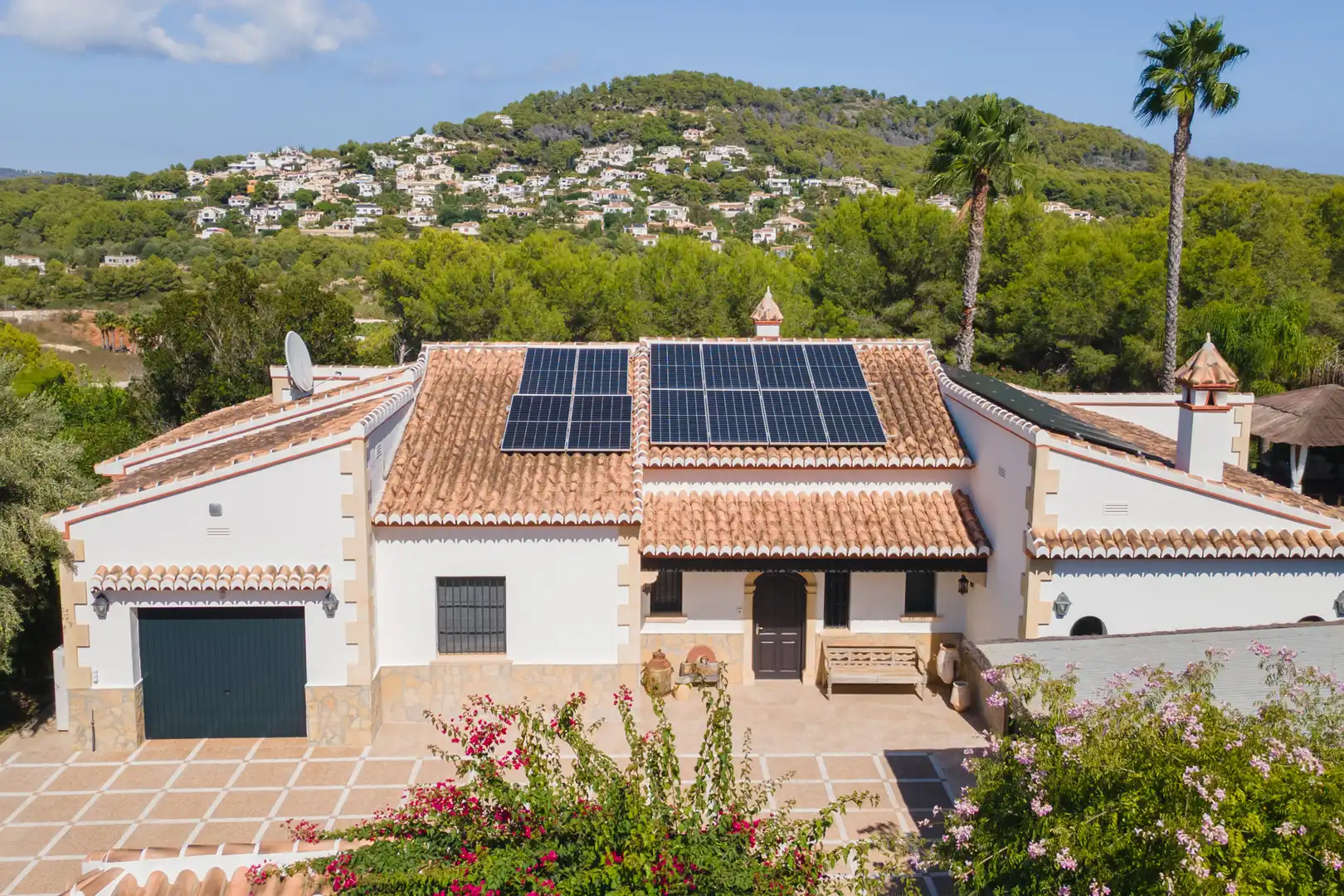 Casa con piscina en venta en Partides comunes - Adsubia, imagen 2