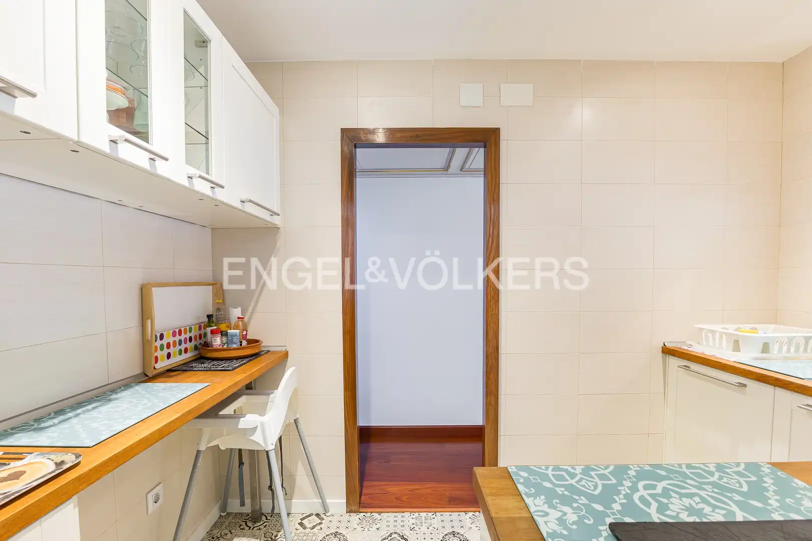 Kitchen of Flat for sale in Barcelona  with Air Conditioner, Heating and Parquet flooring