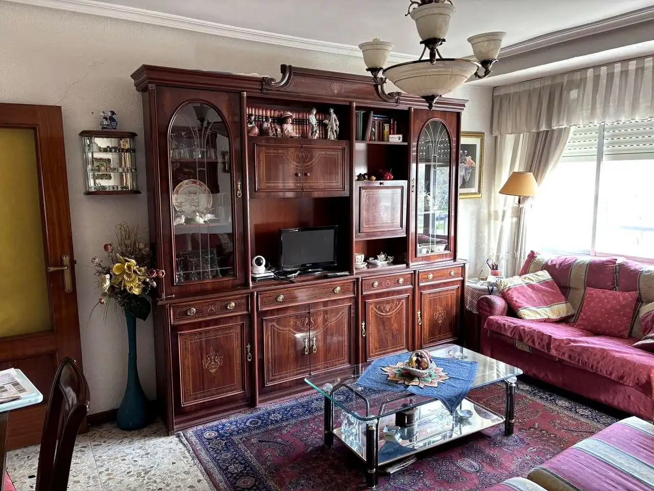 Living room of Flat for sale in Madrid  with Heating, Furnished and Alarm