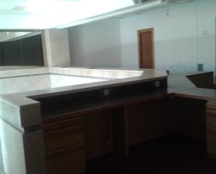 Kitchen of Premises for sale in Cabrillanes