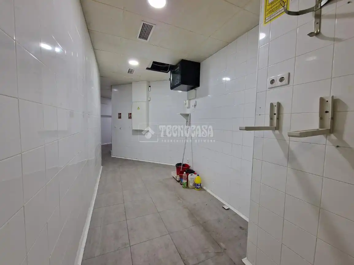 Local comercial en venda a Centro, imagen 6