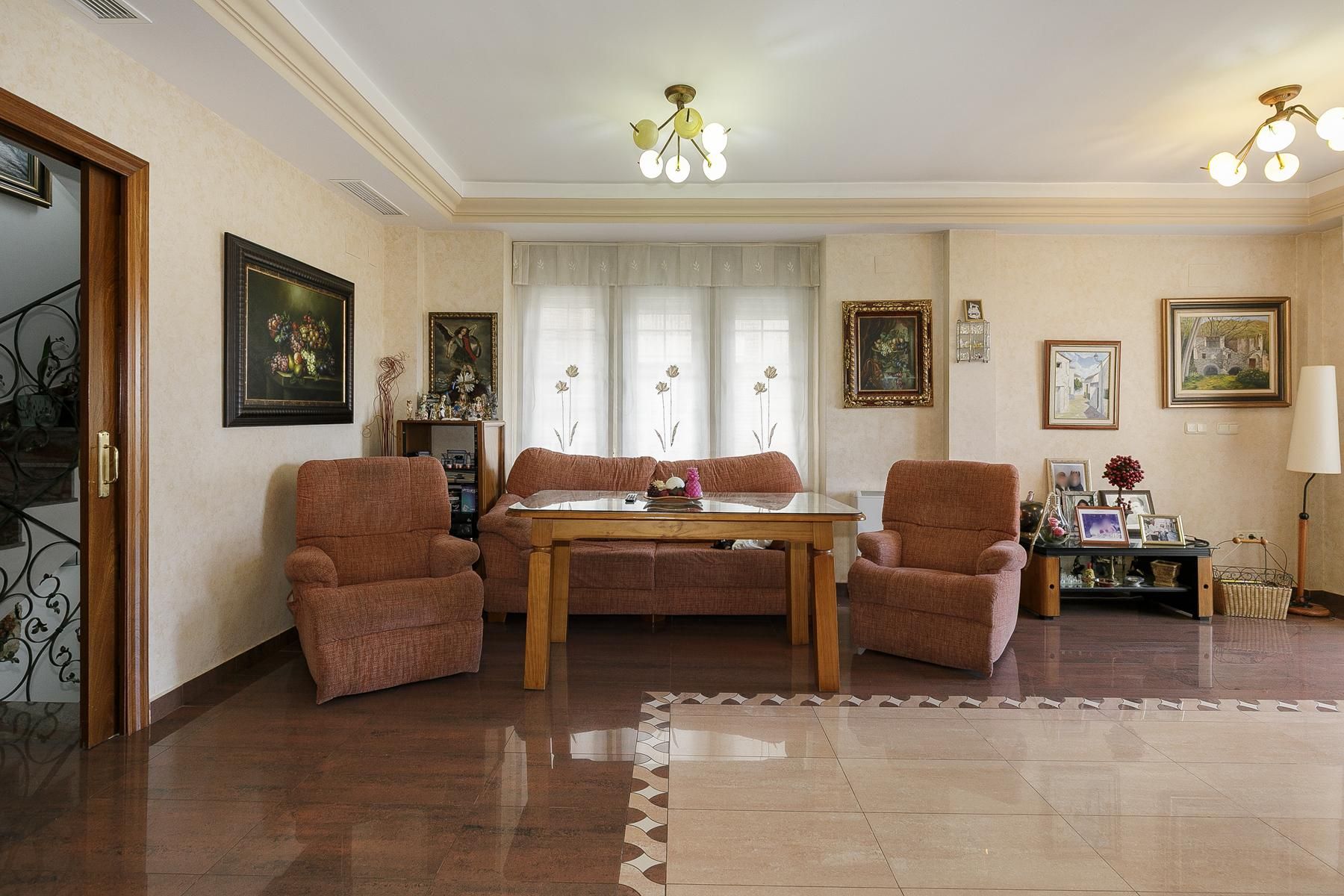 Living room of Single-family semi-detached for sale in Gójar  with Private garden, Terrace and Swimming Pool