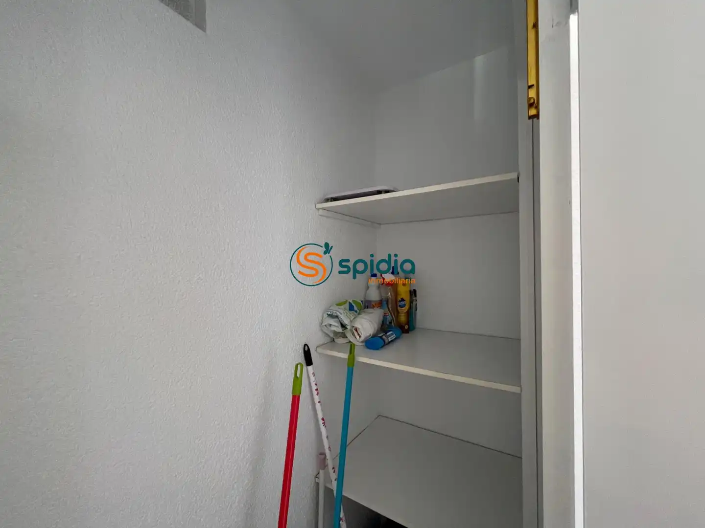 Cocina de Apartamento de alquiler en Águilas con Balcón