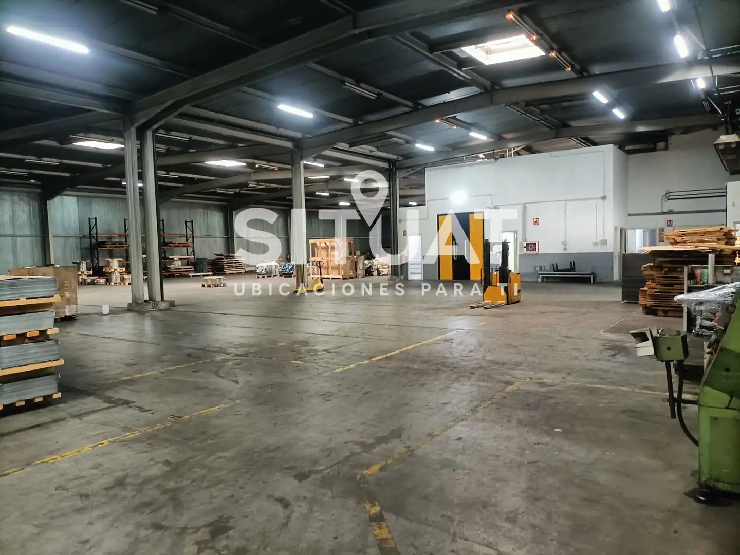 Nave industrial en venta en Castellbisbal con Calefacción y Alarma