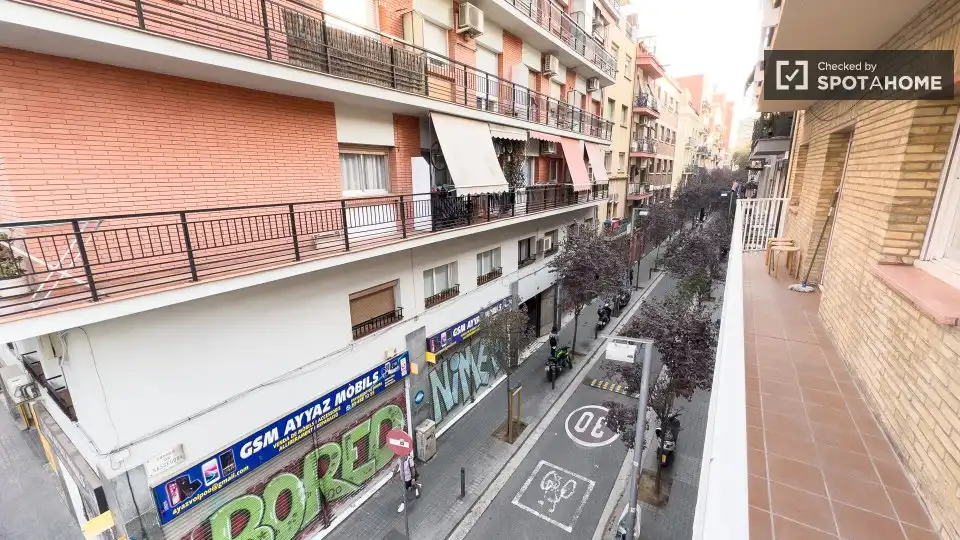 Habitació a Sants-Badal