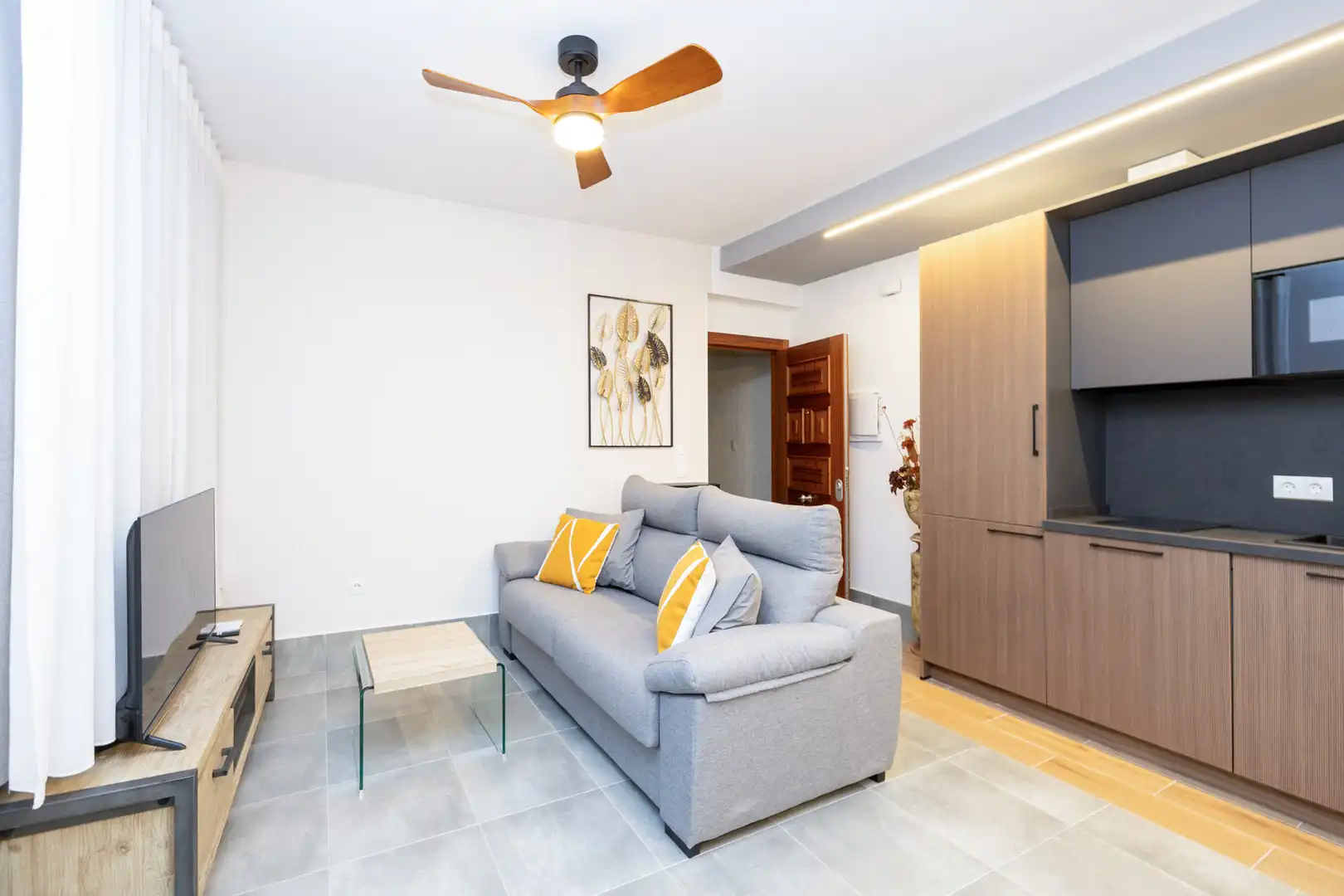 Wohnzimmer von Wohnung zur Miete in Granada mit Klimaanlage, Heizung und Möbliert