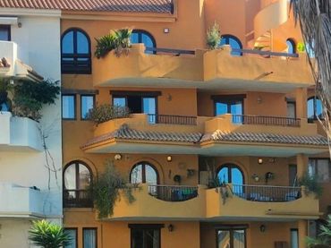 Flat with pool for sale in Playa del Acequión, Náufragos y Rocío del Mar