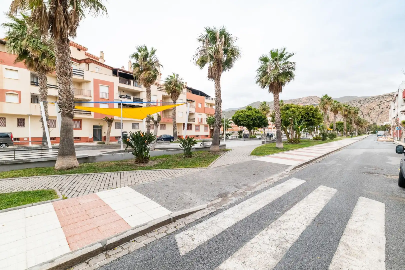 Pis amb terrassa en venda a FRAGATA 25