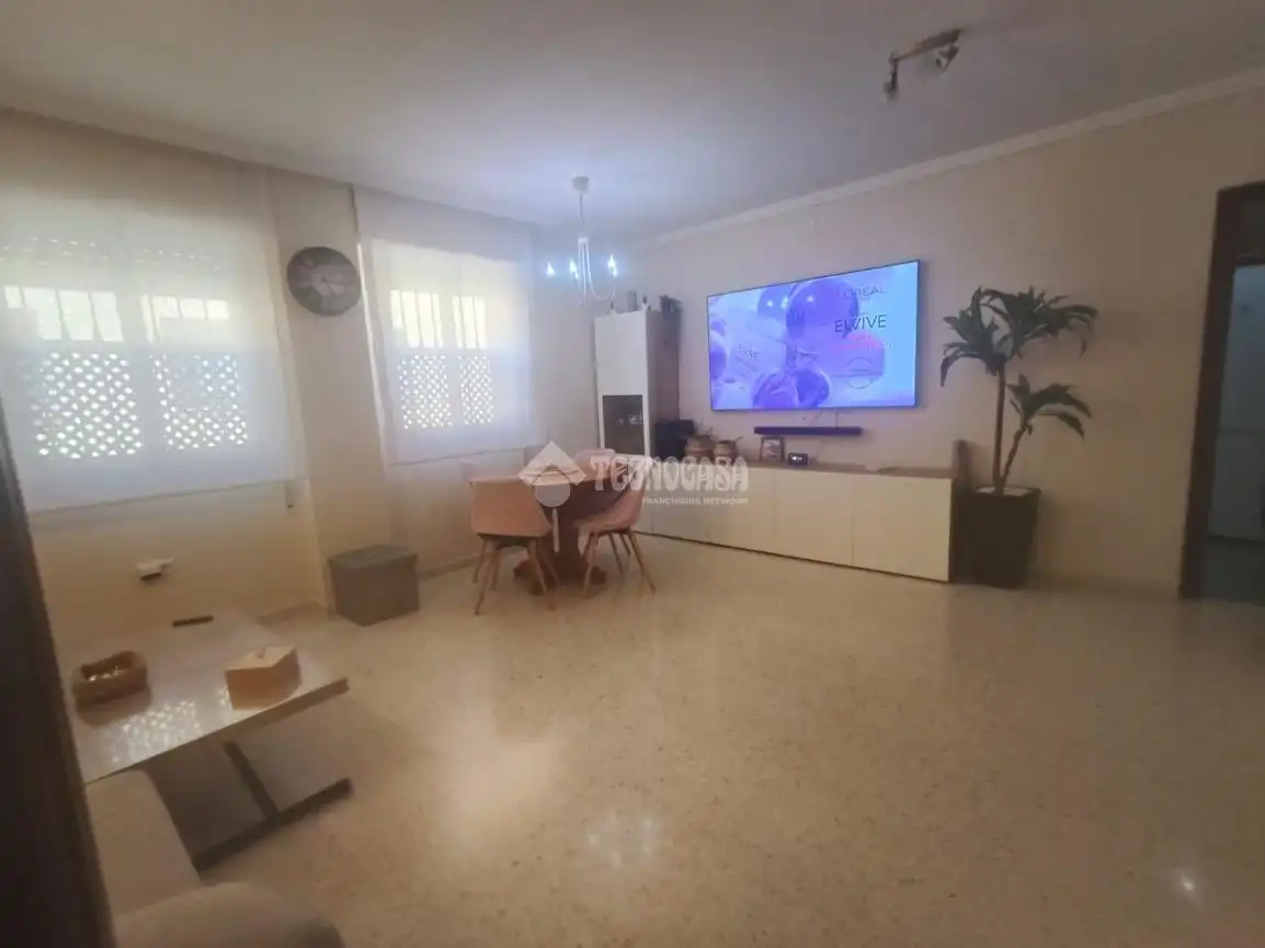Sala d'estar de Pis en venda en Dos Hermanas