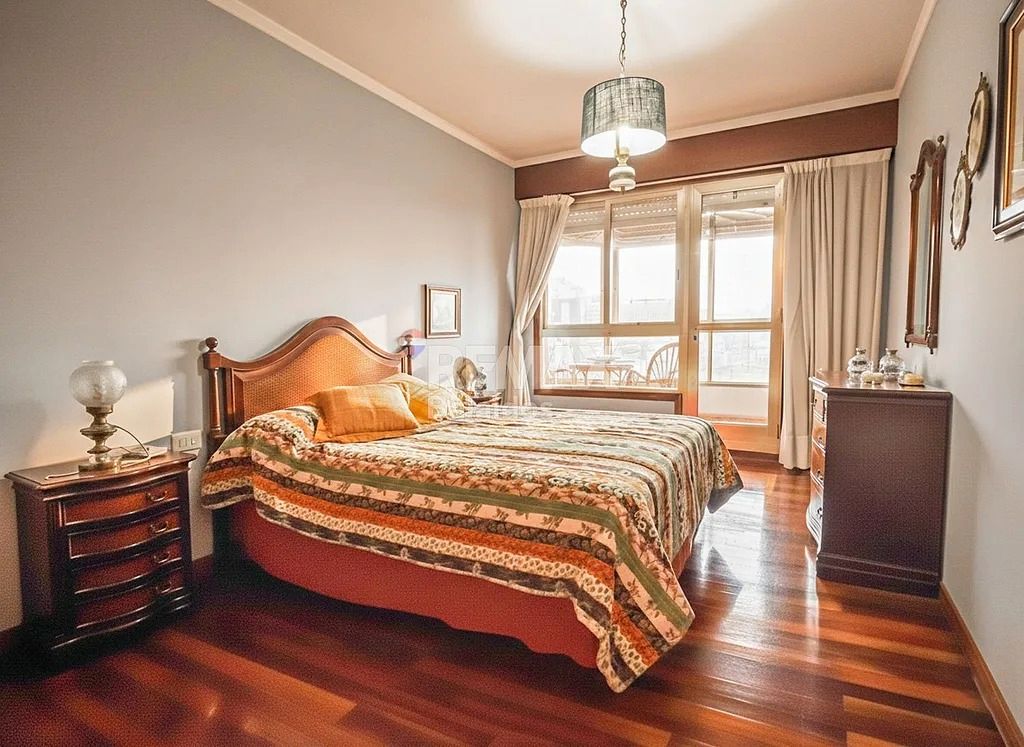 Bedroom of Flat for sale in Vigo   with Heating, Parquet flooring and Storage room