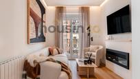 Living room of Flat for sale in  Madrid Capital  with Air Conditioner, Heating and Parquet flooring