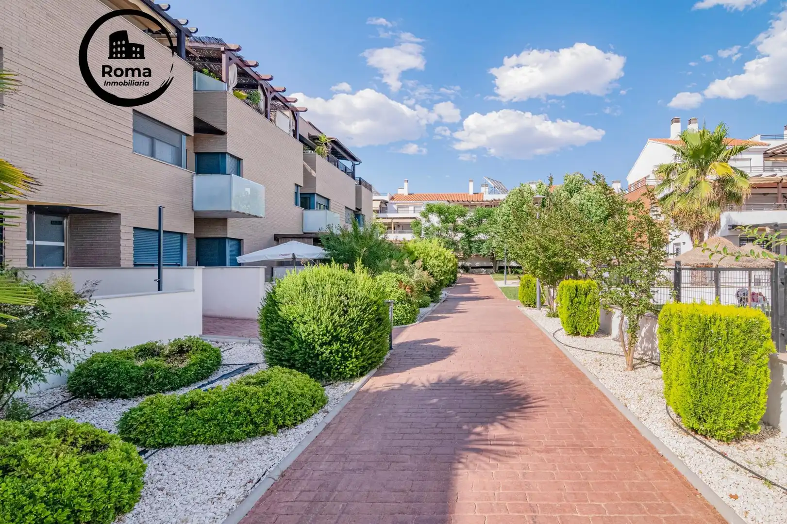 Terraza de Piso en venta en Albolote con Aire acondicionado, Calefacción y Piscina comunitaria