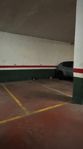 Garaje en Venta en Carrer RASA, DE LA en Barri del Centre