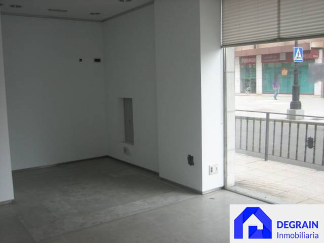 Local comercial en Alquiler en Fozaneldi - Tenderina