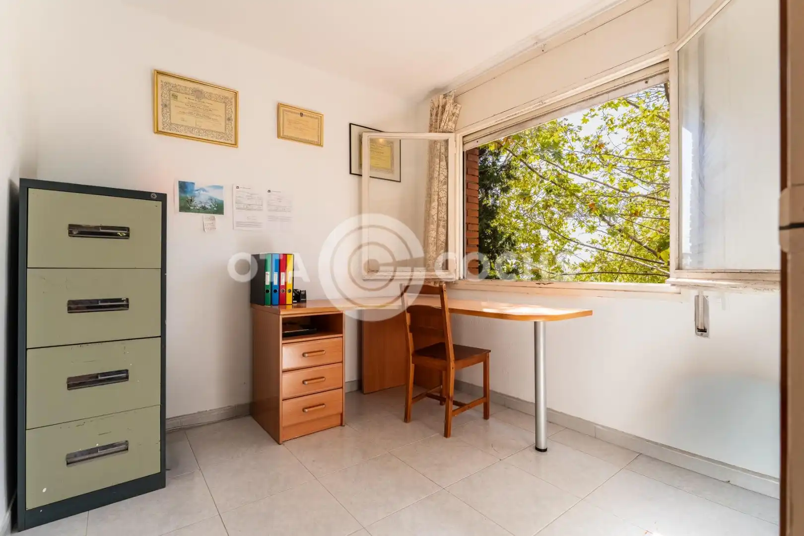 Wohnung zum Verkauf in Tarragona mit Klimaanlage und Balkon