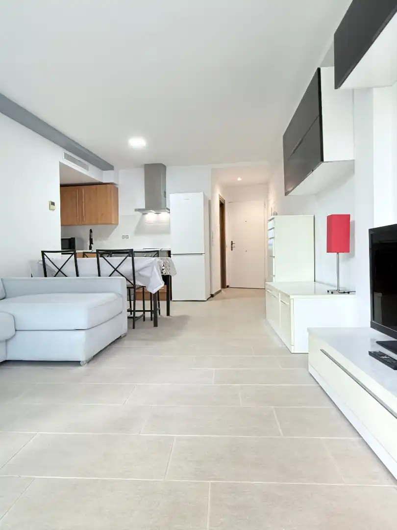 Sala de estar de Apartamento en venta en Santa Eulària des Riu con Aire acondicionado, Calefacción y Jardín privado