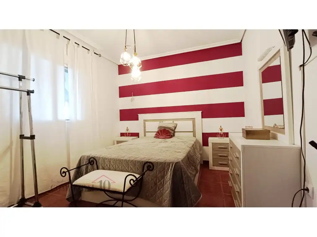 Dormitori de Casa o xalet en venda en Badajoz