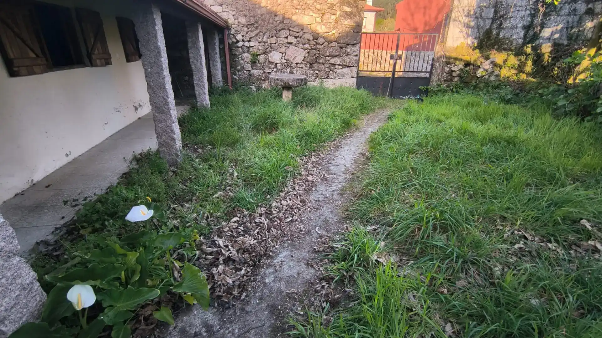 Piso en venta en A Cañiza   con Calefacción, Jardín privado y Terraza