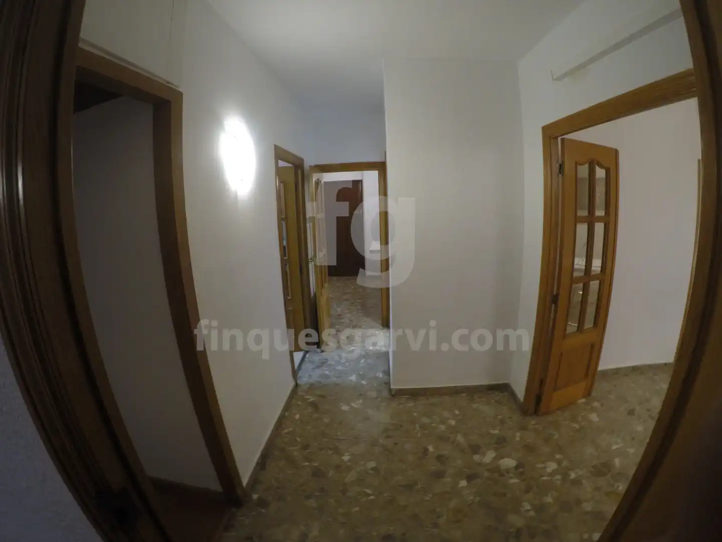 Wohnung zur Miete in L'Hospitalet de Llobregat mit Klimaanlage und Balkon