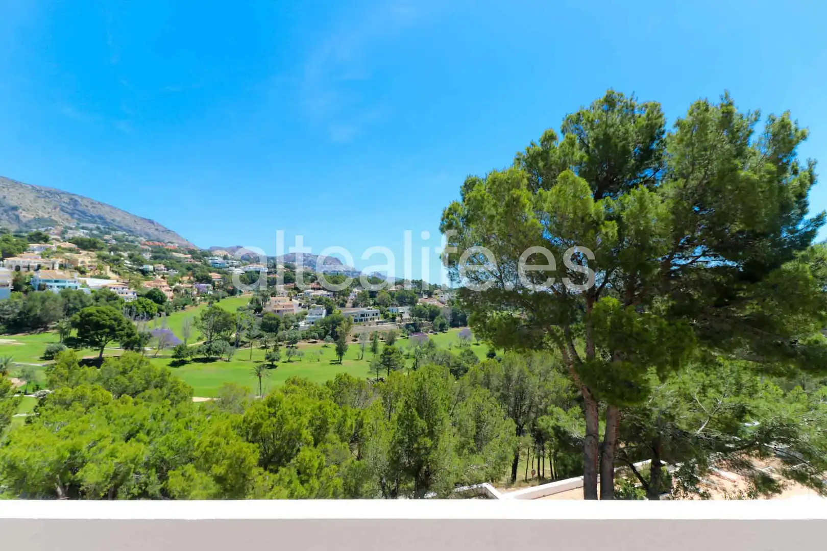 Vista exterior de Apartamento en venta en Altea con Aire acondicionado, Terraza y Piscina comunitaria