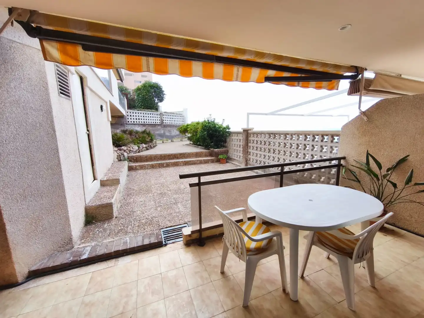 Piso con terraza en venta en Carrer de la Cala de la Font 14, imagen 10