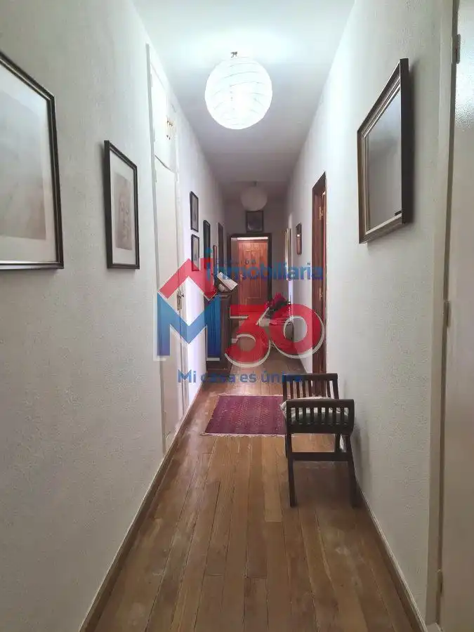 Piso en venta en Miranda de Ebro con Calefacción, Parquet y Terraza