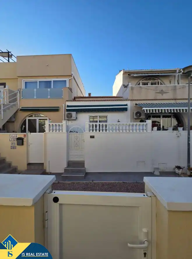 Casa con jardín en venta en Zona Carrefour - Urbanizaciones, imagen 14