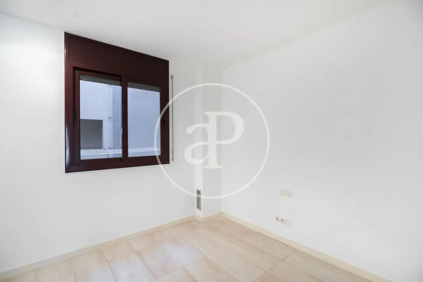 Habitación de Piso en venta en Barcelona con Aire acondicionado y Calefacción