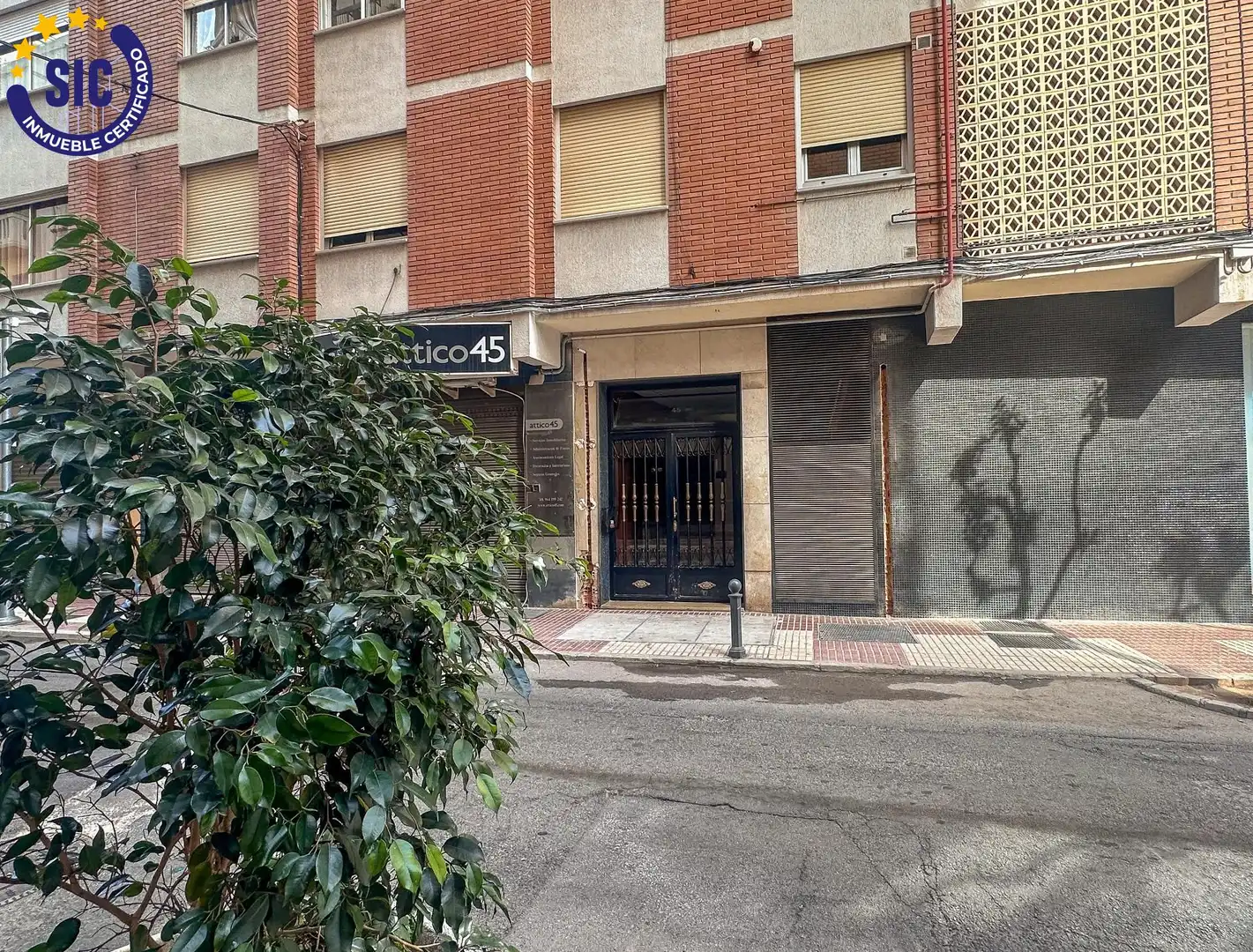 Vista exterior de Pis en venda en Castellón de la Plana / Castelló de la Plana amb Terrassa i Balcó