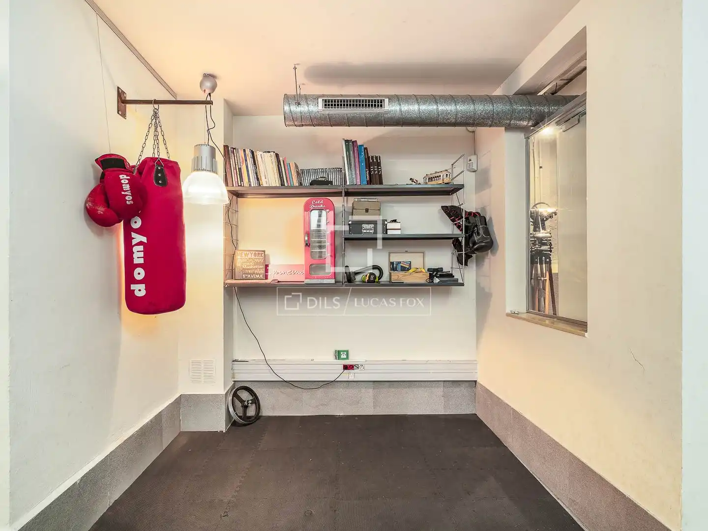 Piso en venta en Barcelona con Aire acondicionado, Calefacción y Terraza