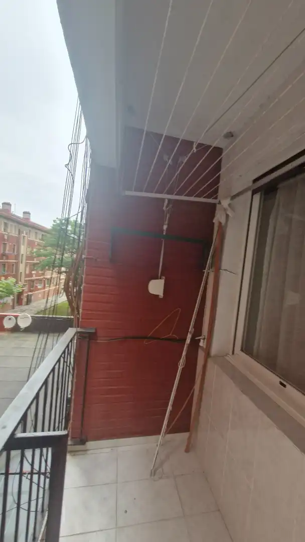 Terrassa de Pis en venda en Bilbao  amb Calefacció, Parquet i Moblat