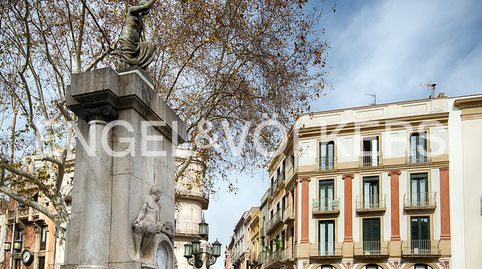 Edificio con Local Comercial y Viviendas Alquiladas en Venta en la Rambla de Figueres, imagen 2