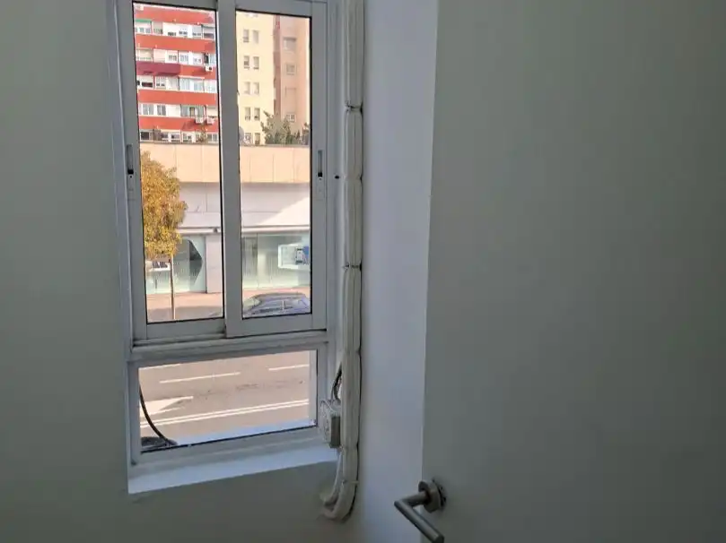 Dormitori de Local de lloguer en Fuenlabrada amb Aire condicionat, Calefacció i Parquet
