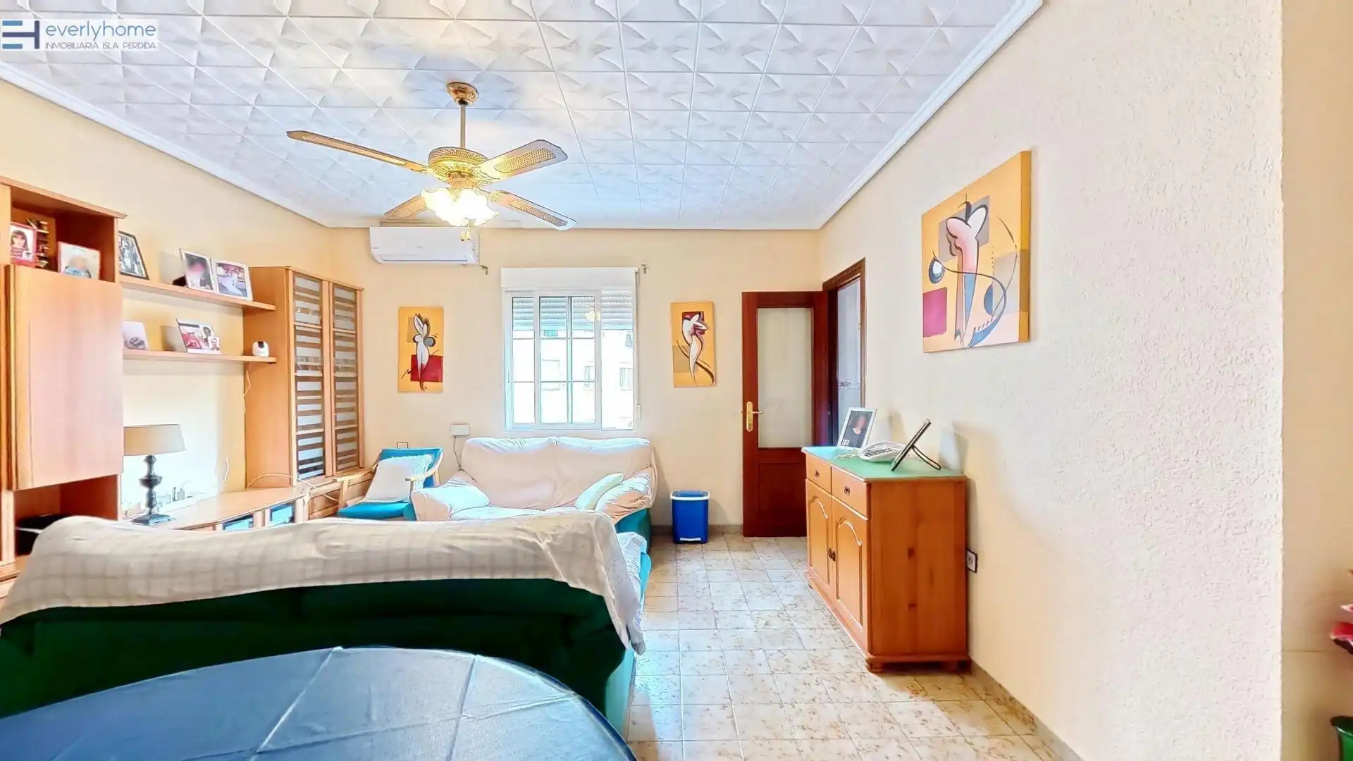 Bedroom of Flat for sale in Valencia