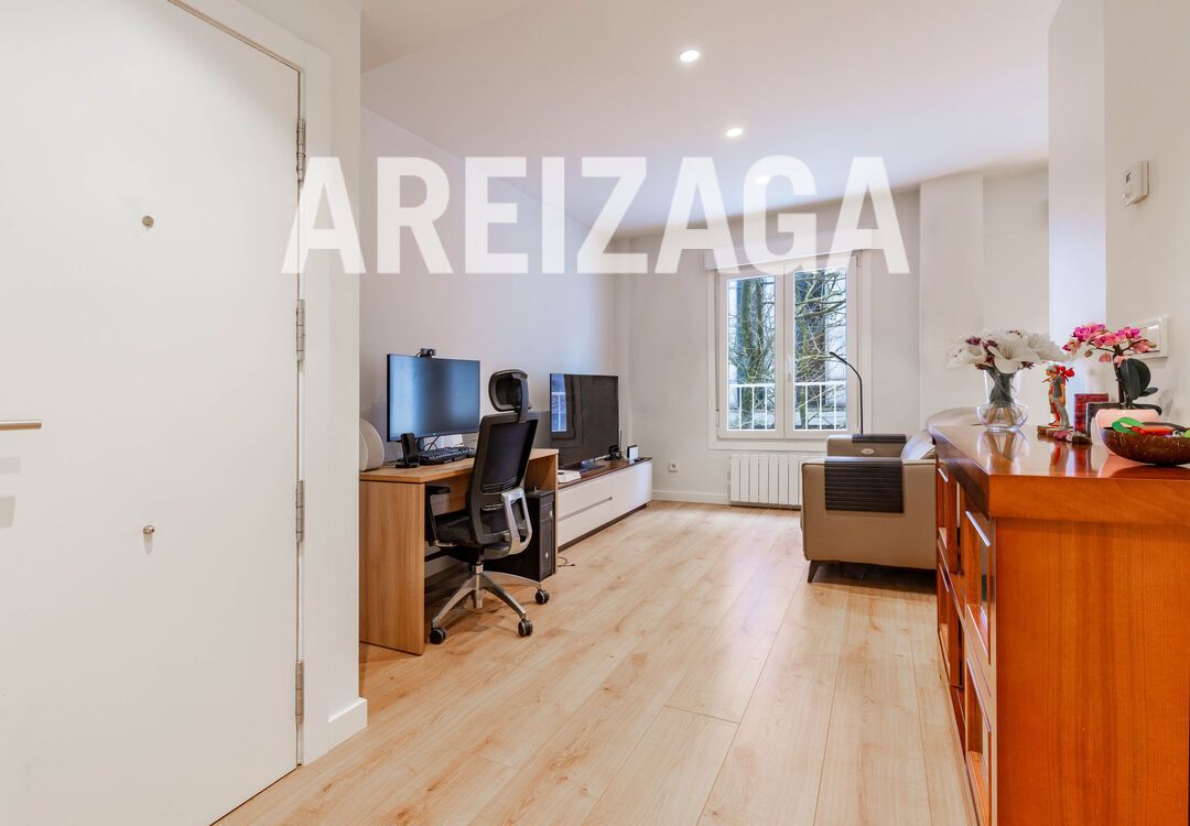 Bedroom of Flat for sale in Donostia - San Sebastián   with Heating