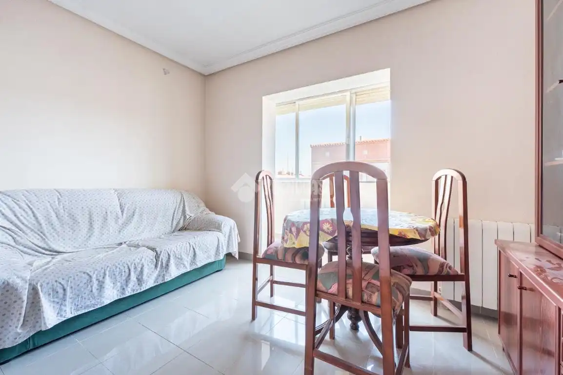 Schlafzimmer von Wohnung zum Verkauf in Madrid