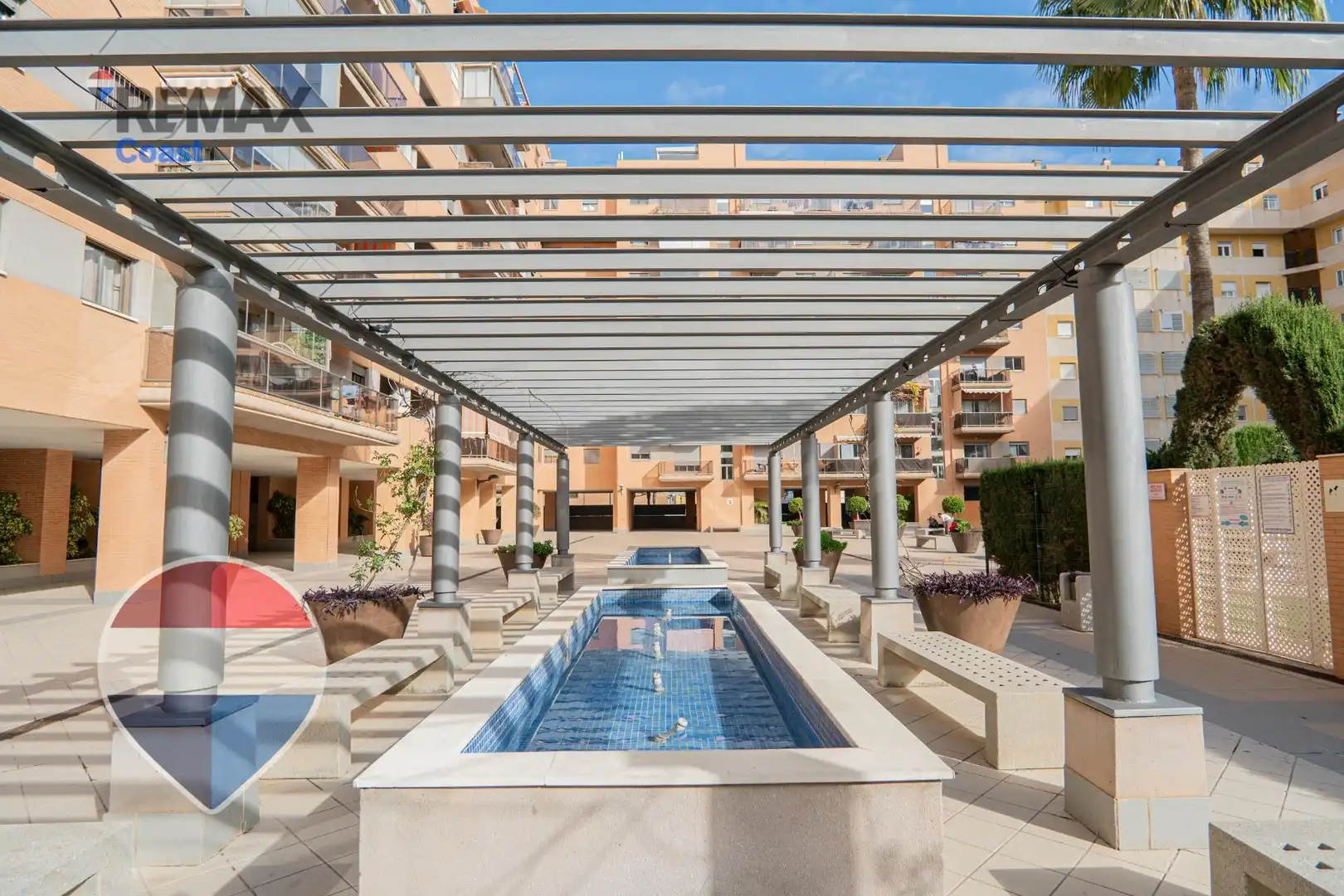 Piscina de Piso en venta en Málaga con Aire acondicionado, Calefacción y Jardín privado