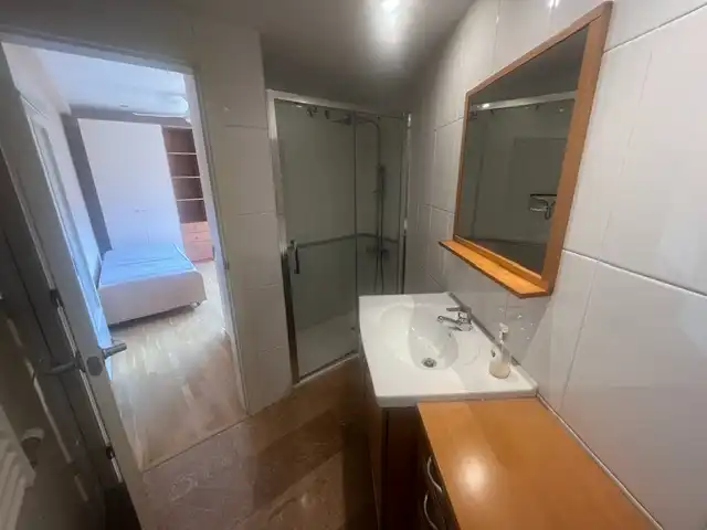 Badezimmer von Wohnung zur Miete in Sant Cugat del Vallès mit Klimaanlage, Heizung und Parkett