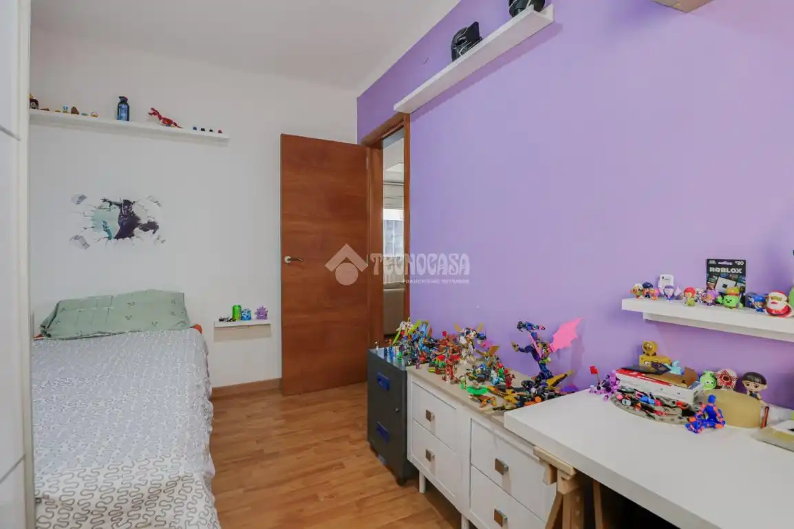 Habitación de Piso en venta en Ripollet con Aire acondicionado