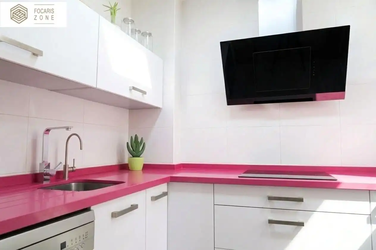 Cocina de Dúplex en venta en Benalmádena con Aire acondicionado, Jardín privado y Terraza