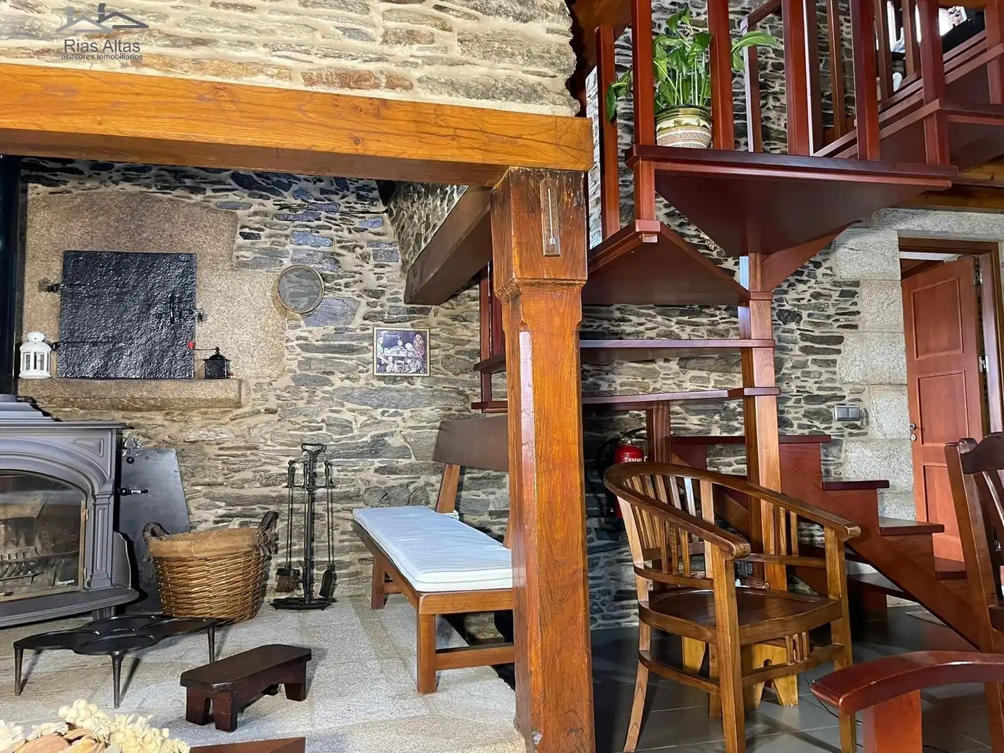 Casa o chalet en venta en Ordes con Jardín privado y Trastero