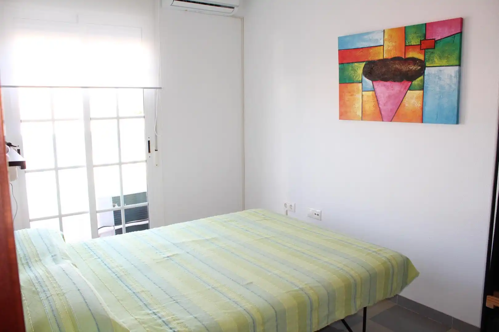Habitación de Apartamento en venta en Roquetas de Mar con Aire acondicionado, Amueblado y Horno