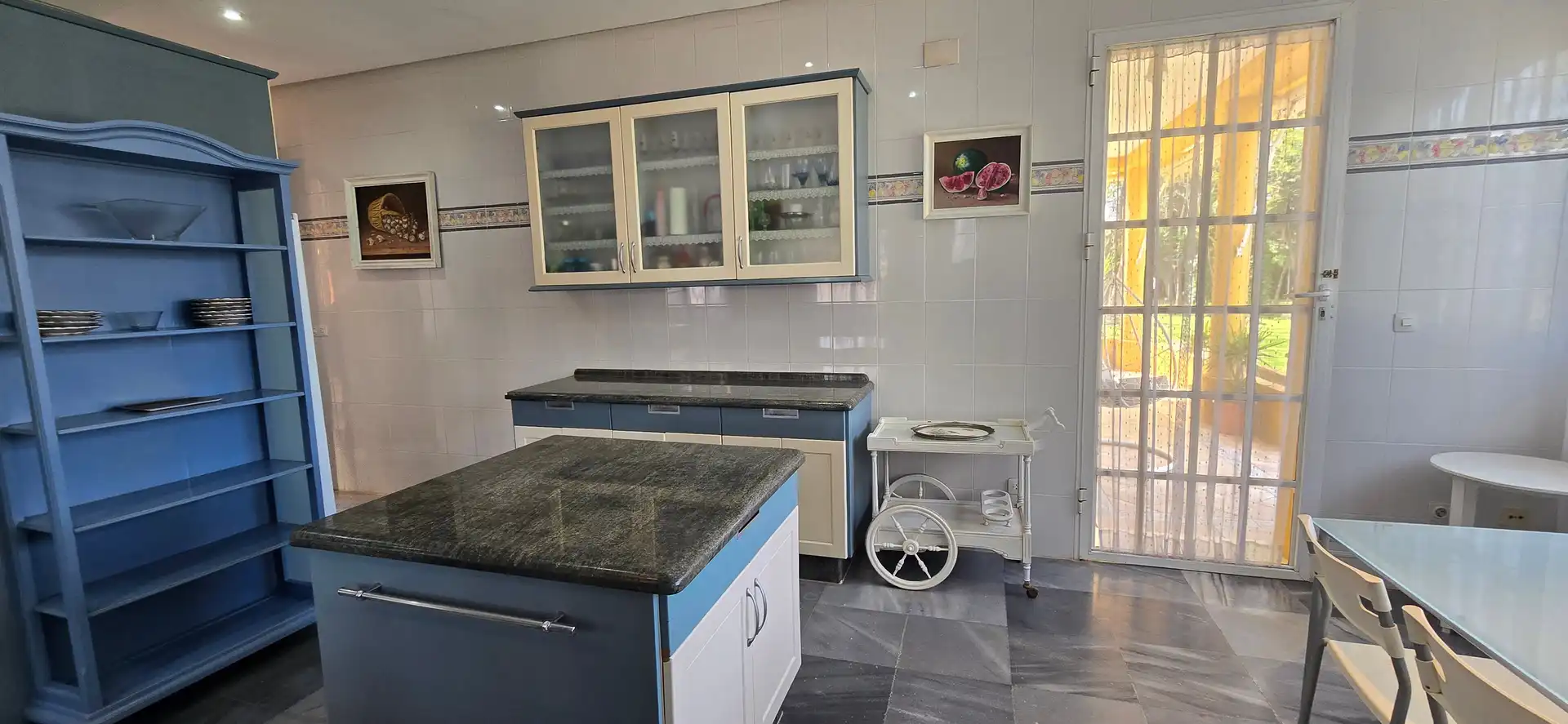 Kitchen of Houses for sale in Jerez de la Frontera  with Air Conditioner, Private garden and Terrace