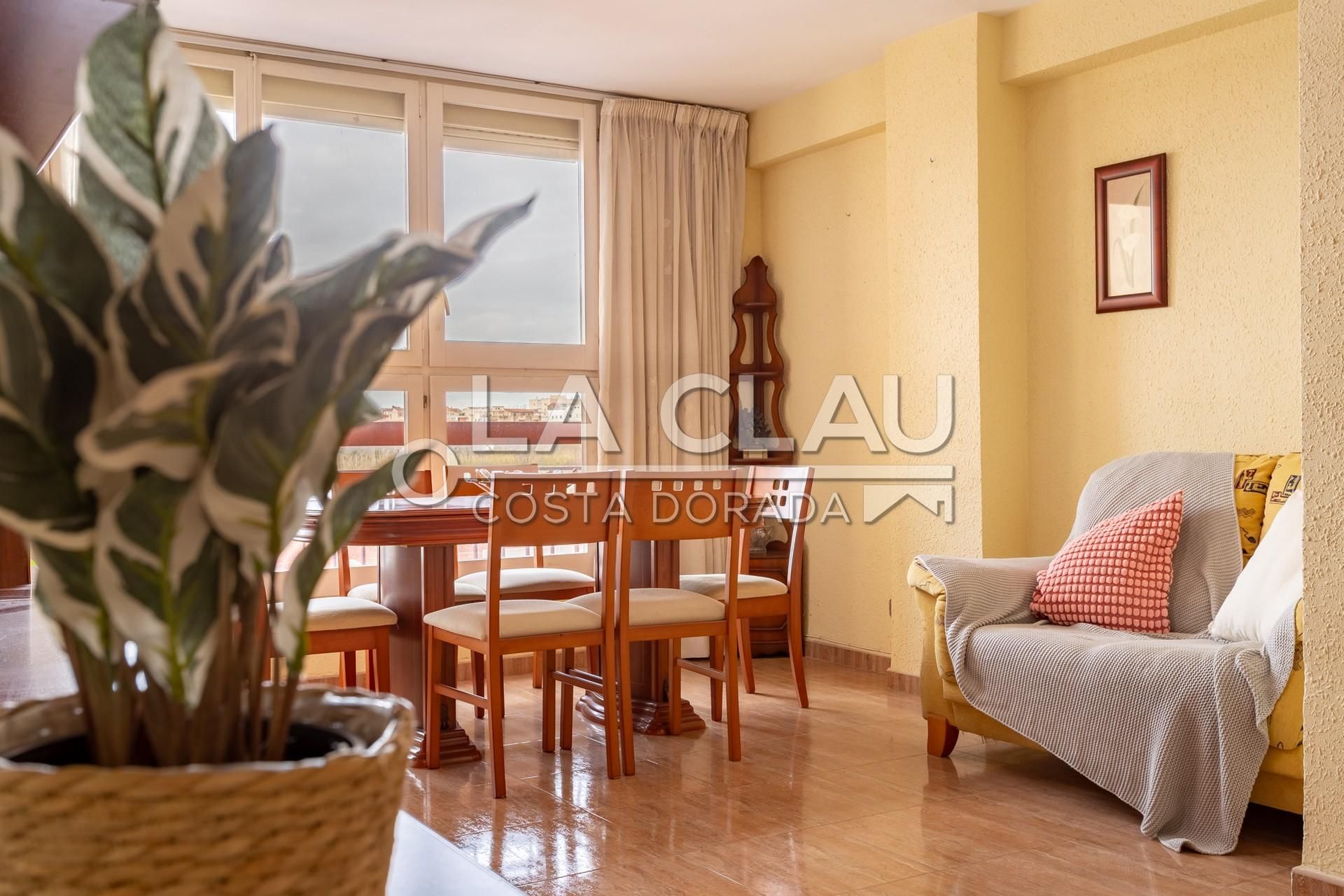 Bedroom of Flat for sale in  Tarragona Capital  with Heating, Furnished and Oven