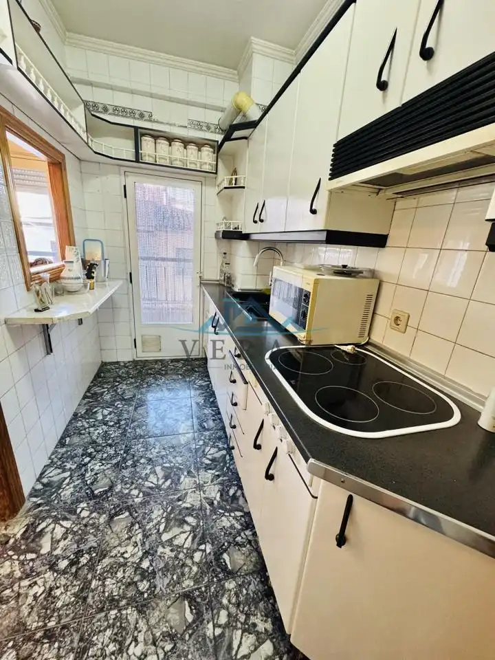 Cuina de Pis en venda en Talavera de la Reina amb Terrassa i Moblat