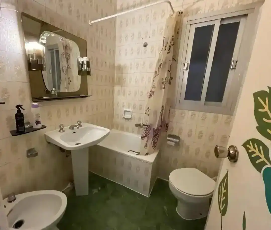 Baño de Piso en venta en Úbeda con Amueblado, Horno y Lavadora