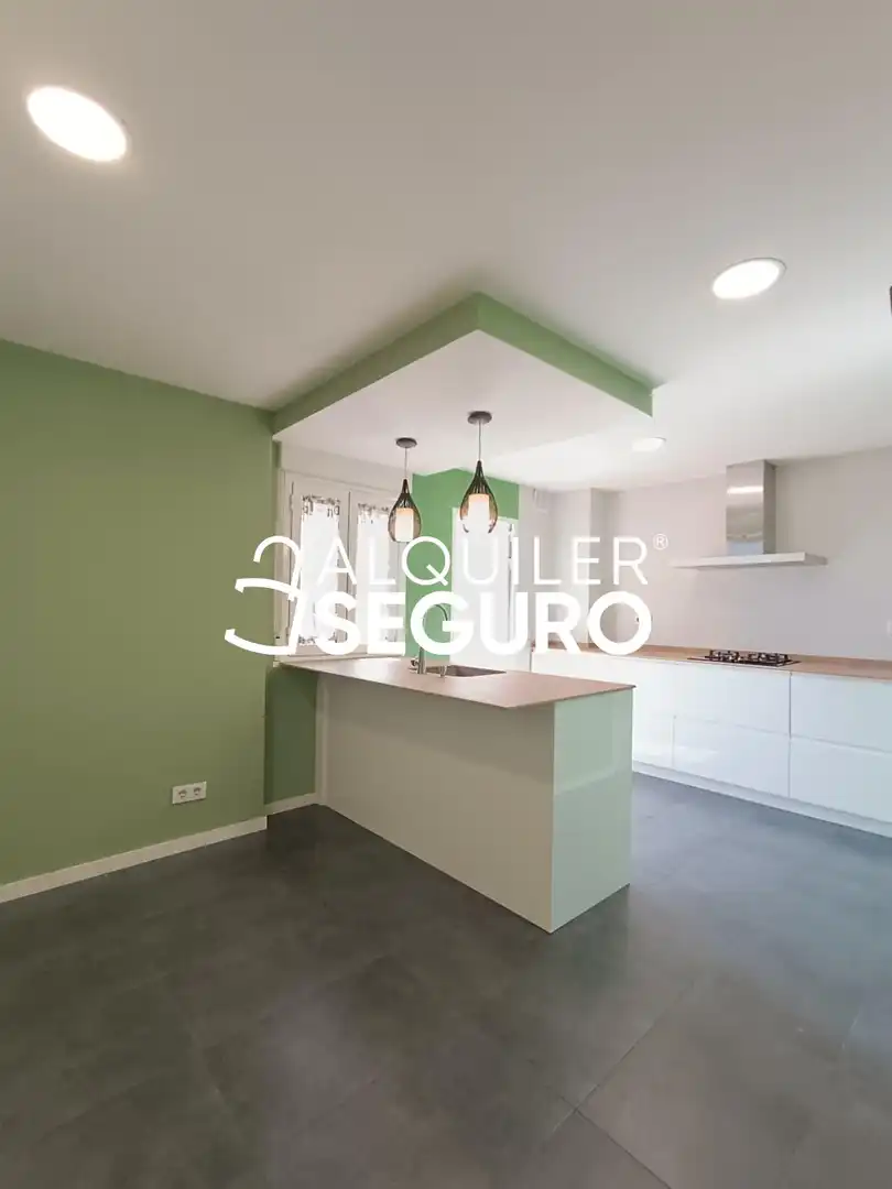 Flat for rent in Valdemorillo, Centro