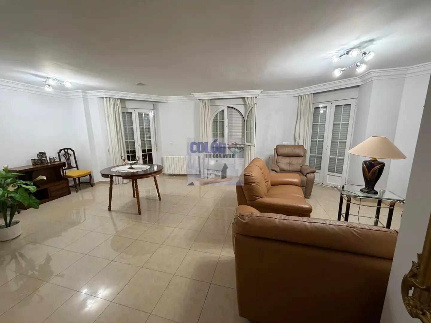 Piso con terraza en venta en Martos