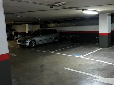 Individual with lift to rent in Carrer de Colón 1