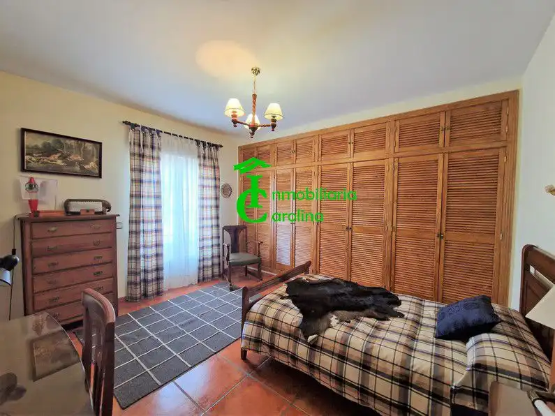 Houses for sale in La Carolina  with Air Conditioner, Heating and Private garden